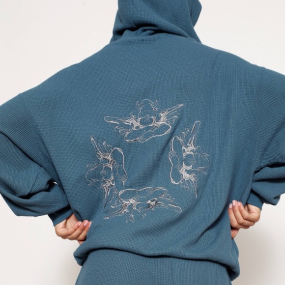 Boys Lie - Heart Racer Thermal Pullover Long Sleeve Hoodie - Medium / Large - Picture 2 of 16